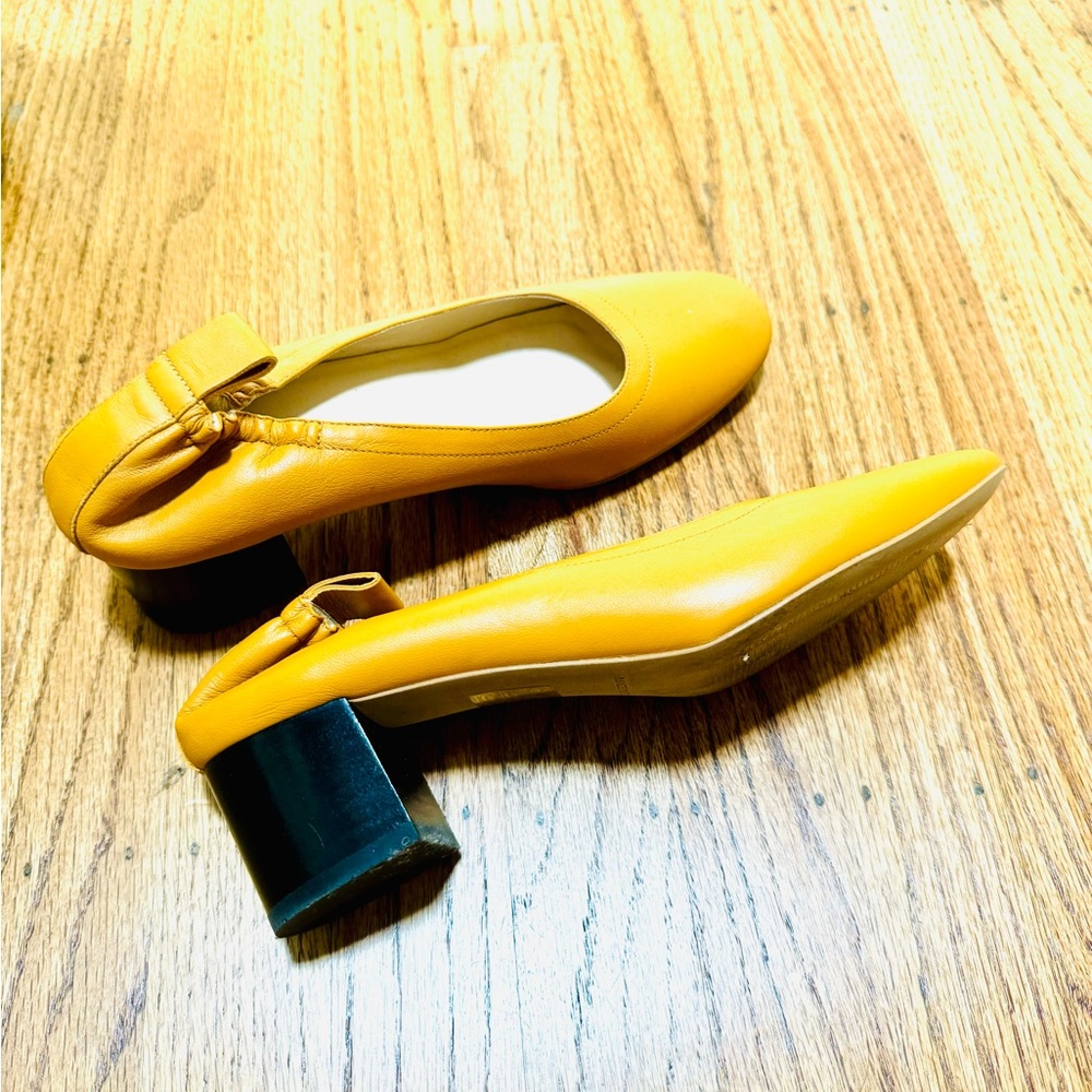 Everlane leather pumps